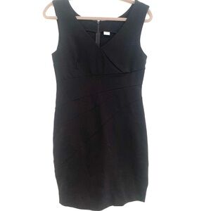 THREE DOTS BLACK SLEEVELESS V NECK MINI DRESS SIZE LARGE MINIMALIST PREPPY
